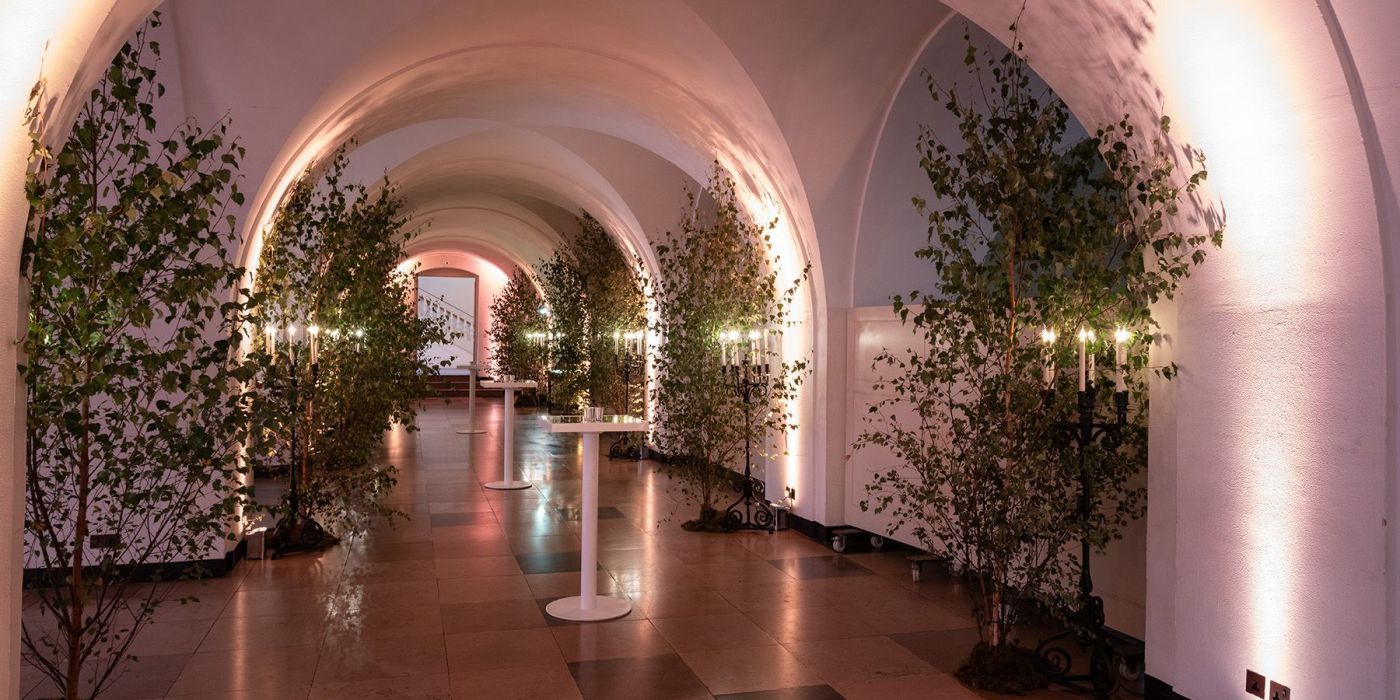 fifth-image-hall.jpg